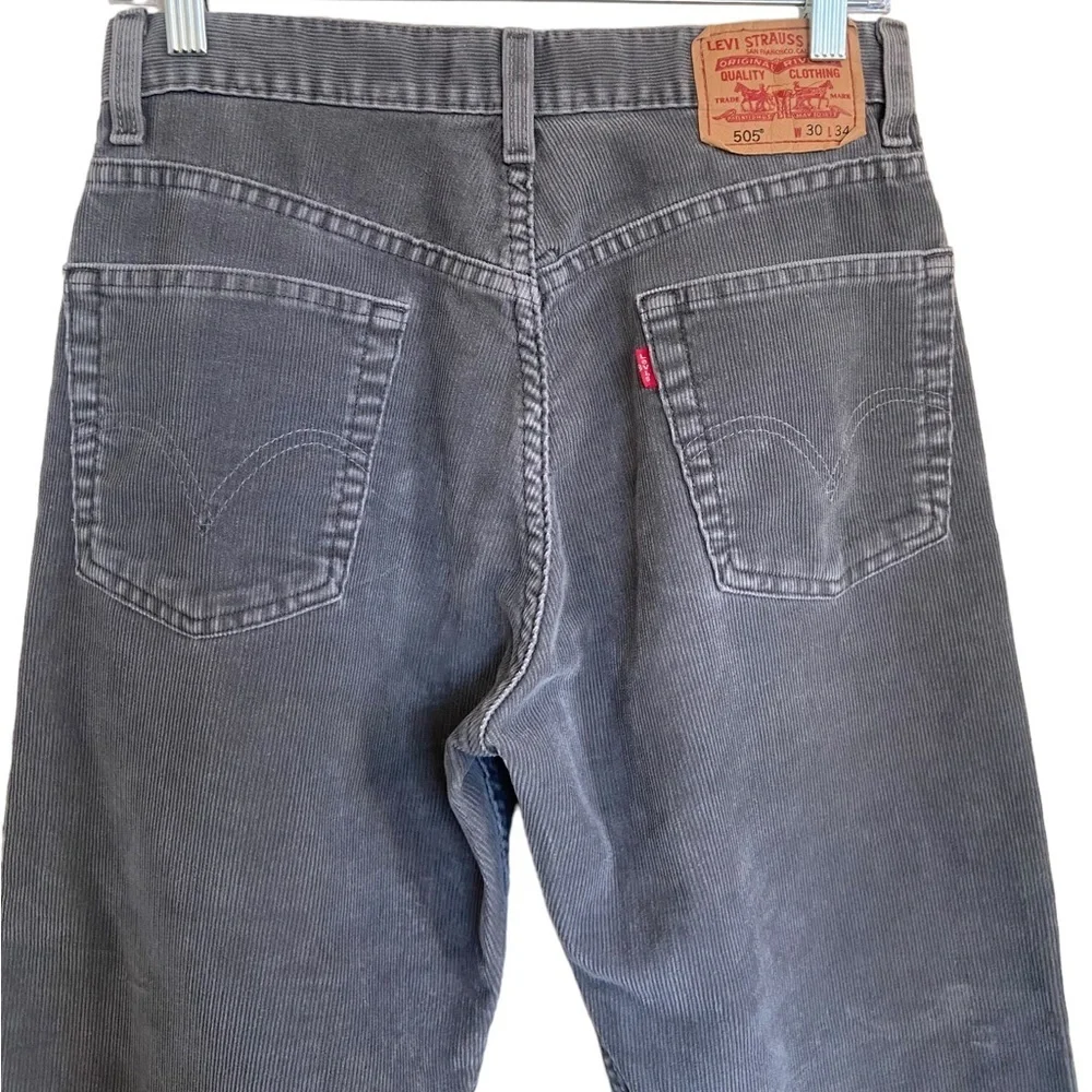 Levi’s 505 REGULAR FIT CORDUROY JEANS